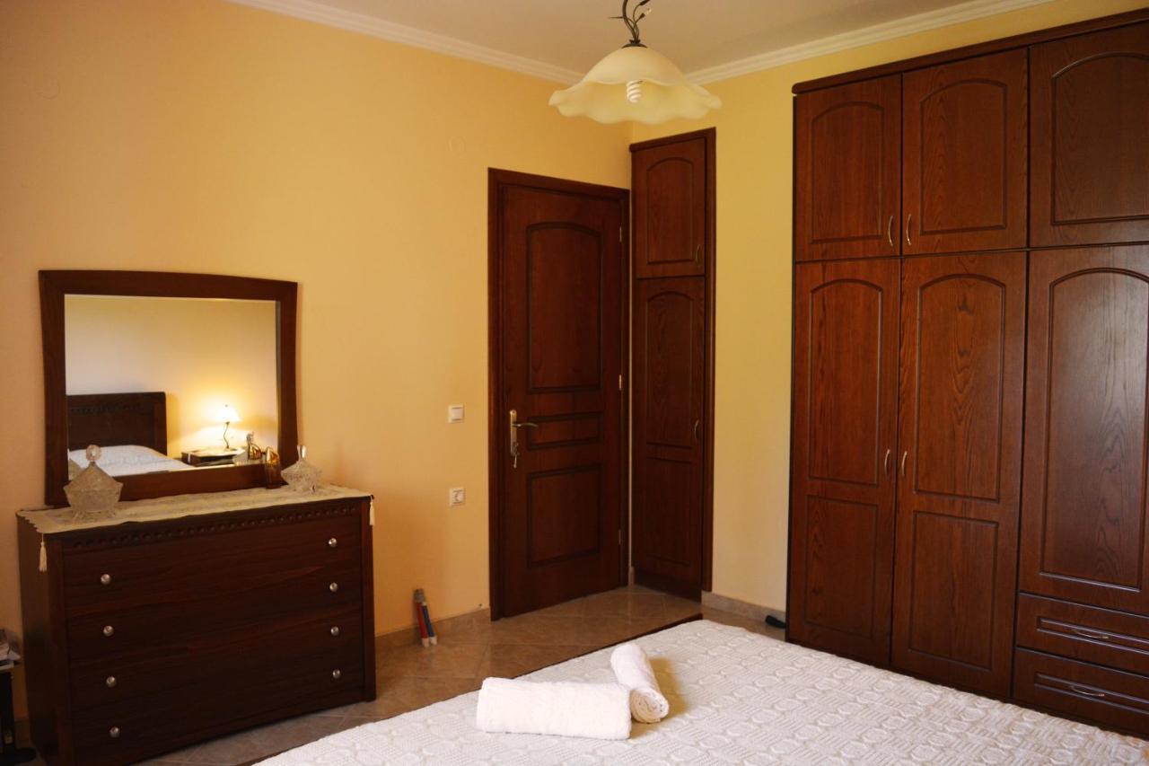 Villa Skafonas Sinarades Bagian luar foto